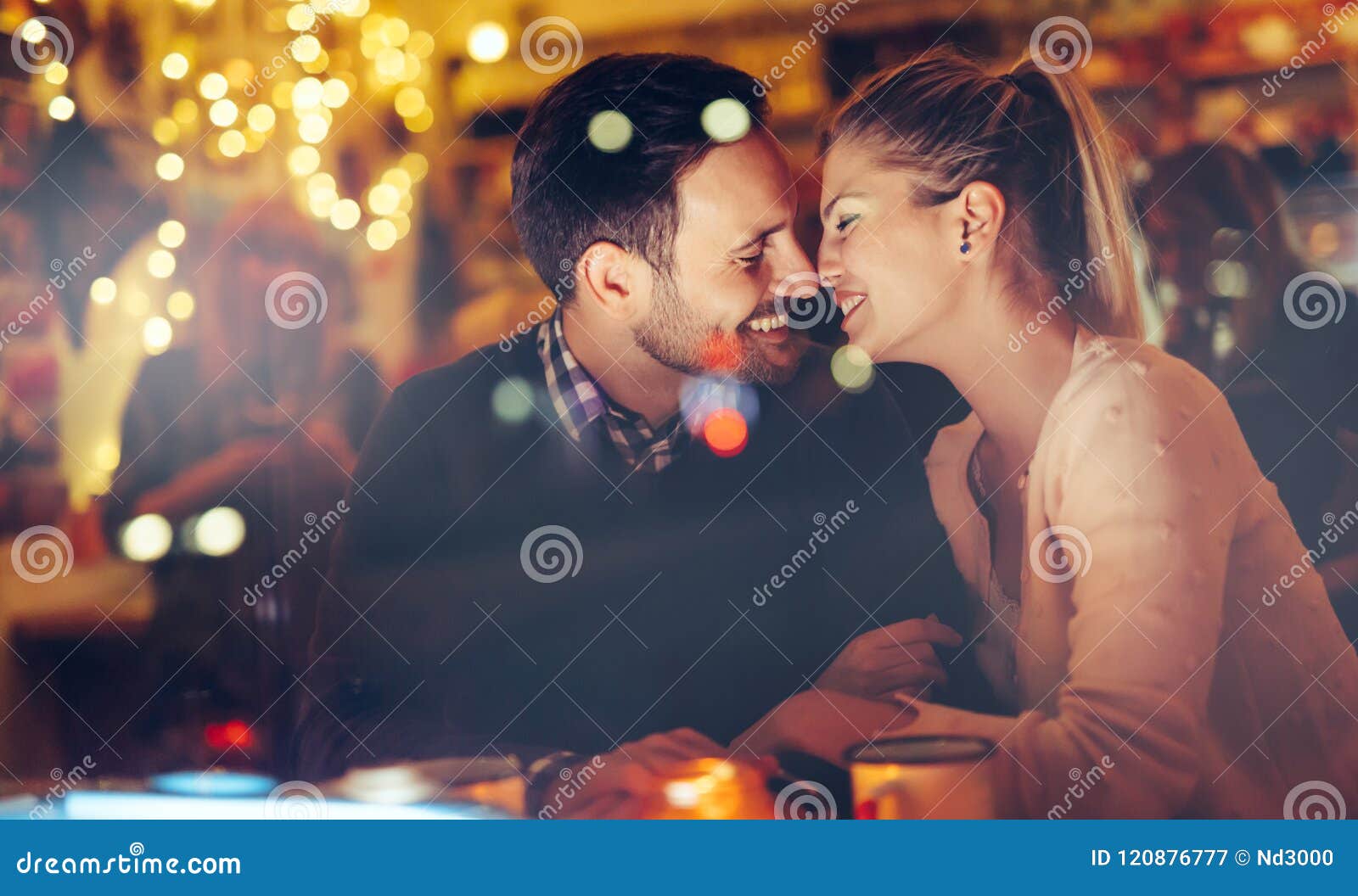 Sendberly Evaluation: A Modern System for Online Interaction and Dating